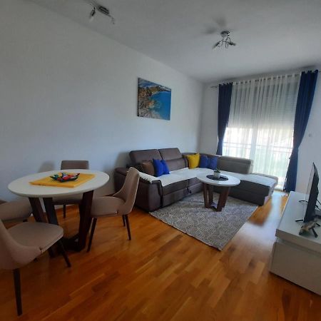 Lux Apartment Talija Budva Bagian luar foto